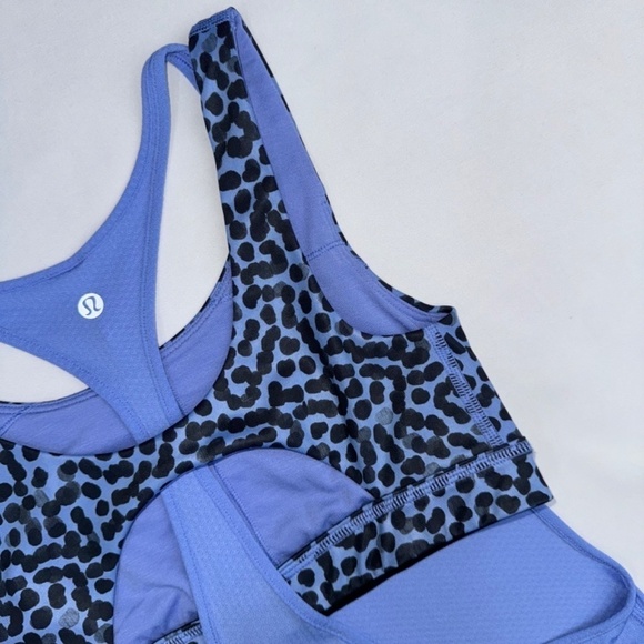 1042 lululemon All Sport Support Tank  - Size 4 - Lullaby Blue / Black - W1J88S - Picture 13 of 15